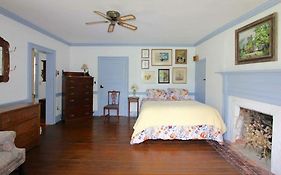 The Anderson Cottage Bed And Breakfast